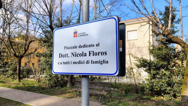 Intitolato a Nicola Floros il piazzale antistante la Casa della Comunità 