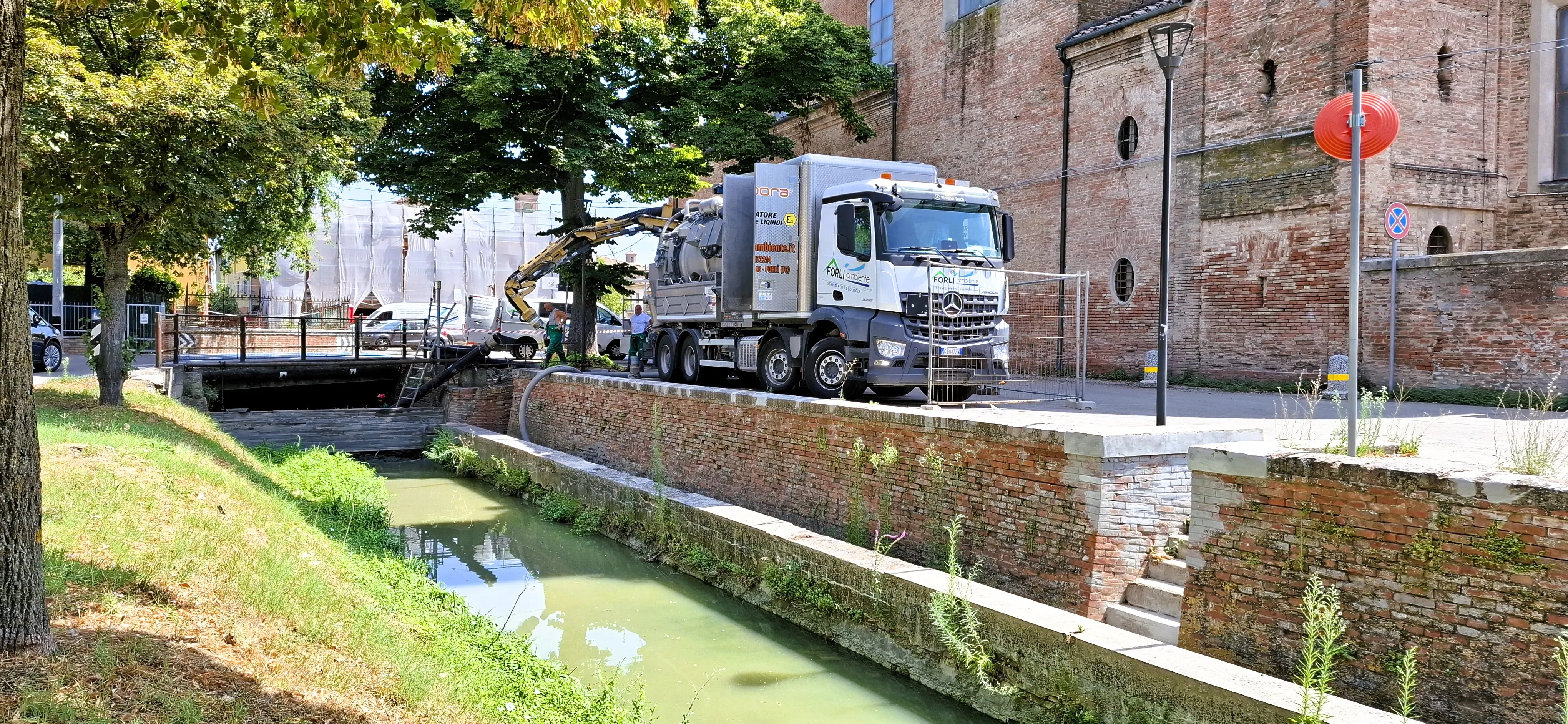 Al via i lavori nello storico Canale di Medicina